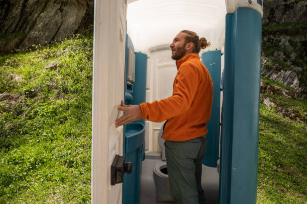 Best Porta potty rental near me  in River Rouge, MI